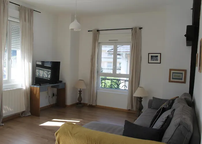 La Belle Escale, Calme, Avec Parking, דירה